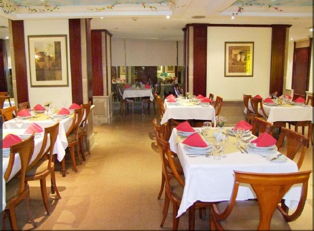 Emilio Hotel Luxor Buitenkant foto